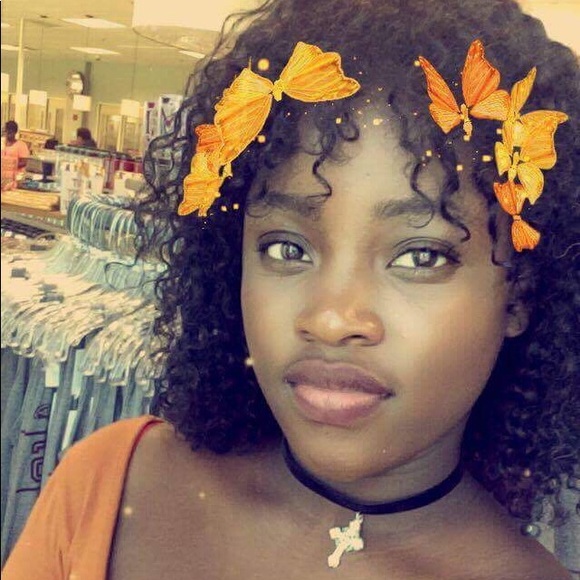 Meet your Posher, Dearra - Picture 1 of 1